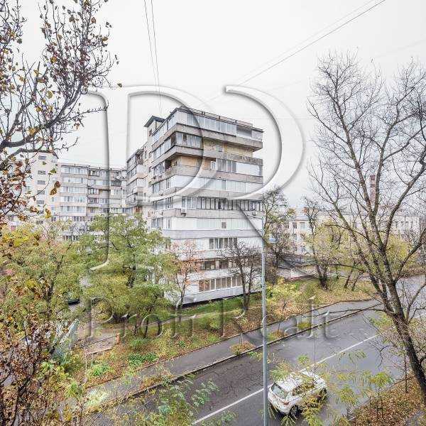 Продажа 1-комнатной квартиры 31 м², Ольжича ул., 27/22