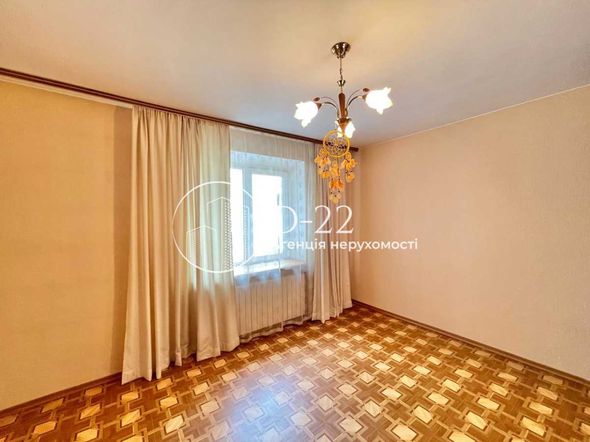 Продажа 3-комнатной квартиры 93 м², Декабристов ул., 12/37