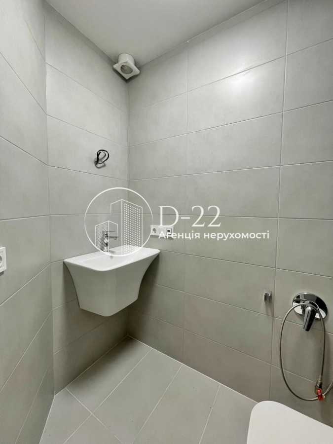 Продажа 2-комнатной квартиры 60.6 м², Глебова ул., 7