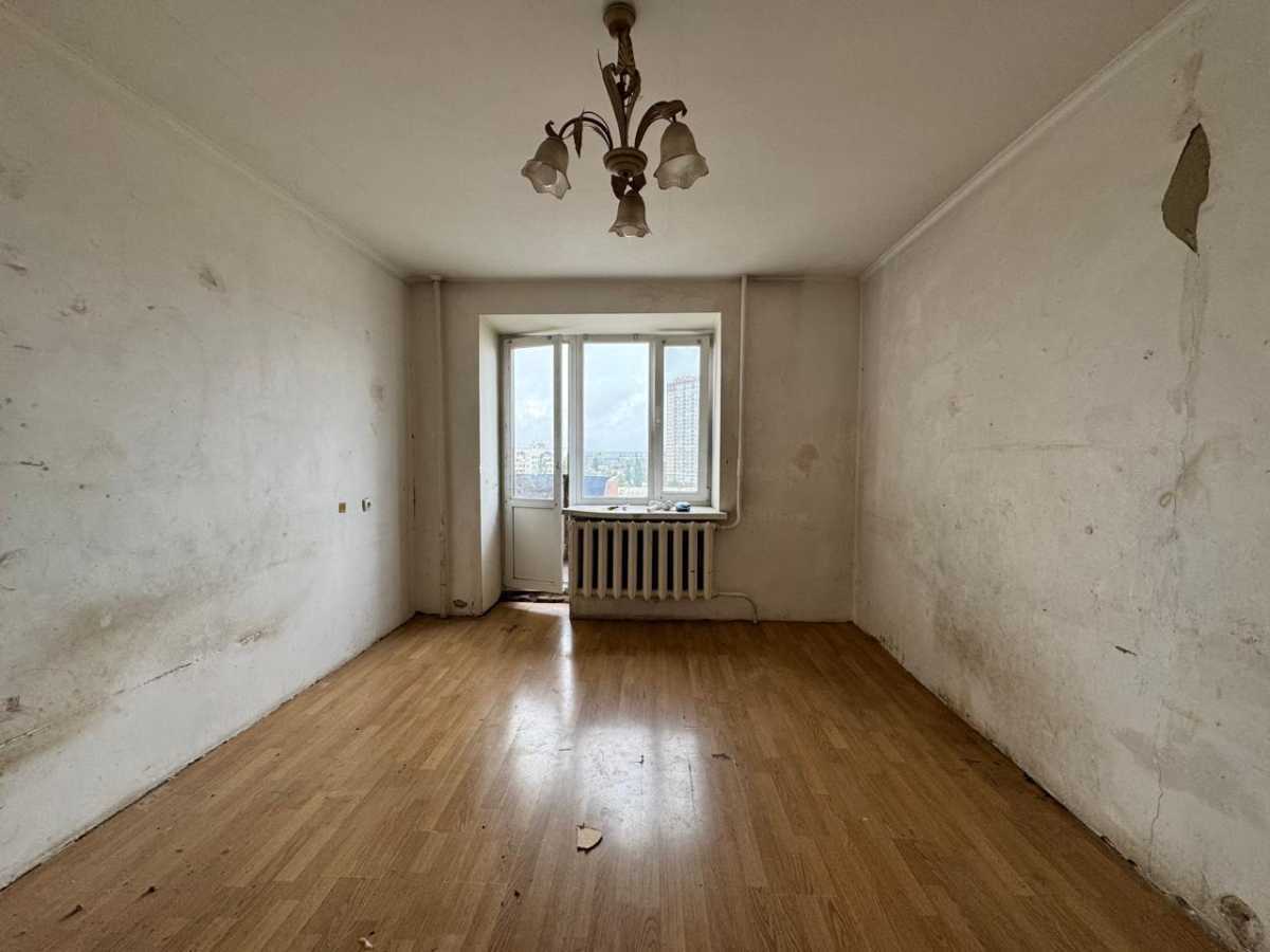 Продаж 3-кімнатної квартири 72 м², Астраханська вул., 3