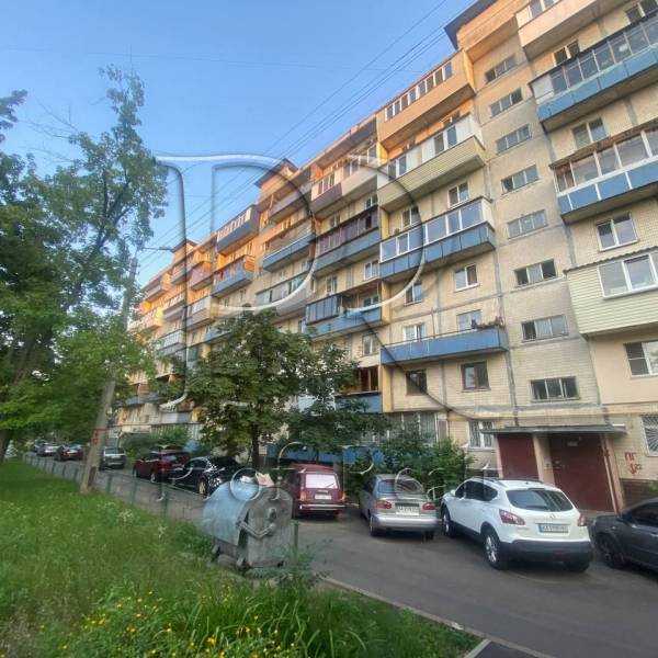 Продажа 3-комнатной квартиры 62 м², Оболонский просп., 12