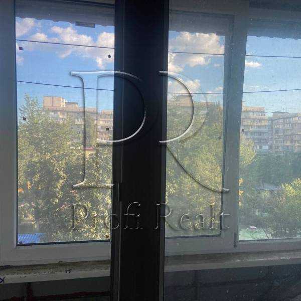 Продажа 3-комнатной квартиры 62 м², Оболонский просп., 12