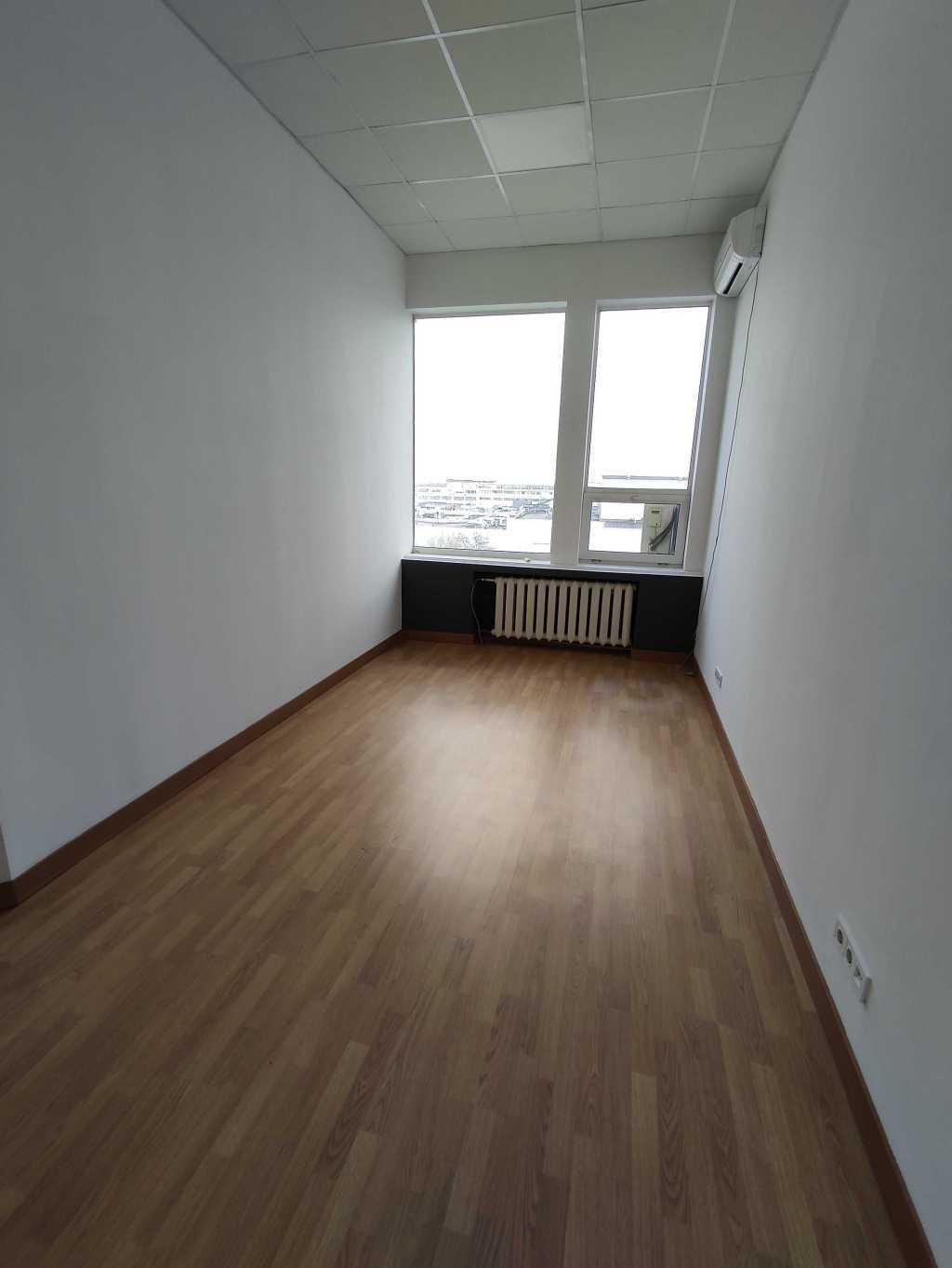 Аренда офиса 30 м², Евгения Сверстюка ул., 11Б