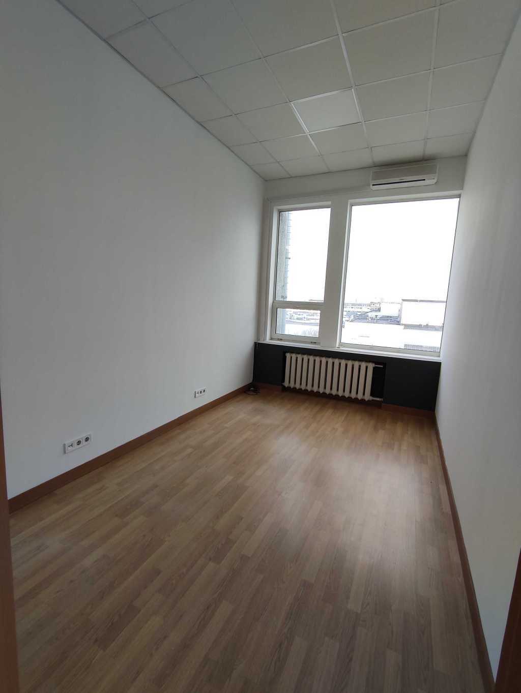 Аренда офиса 30 м², Евгения Сверстюка ул., 11Б