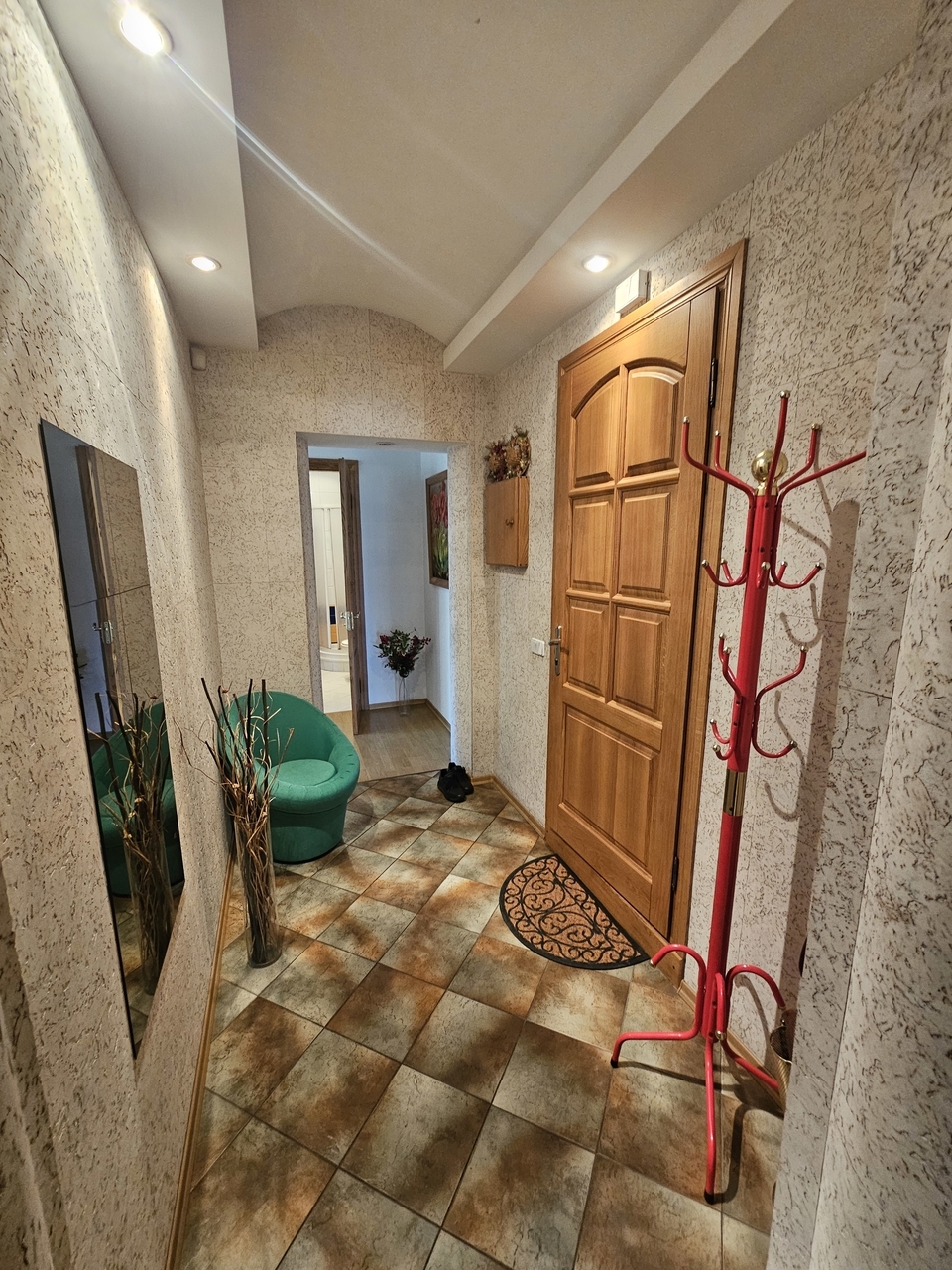 Продажа 5-комнатной квартиры 150 м², Юрия Савченко ул., 1А