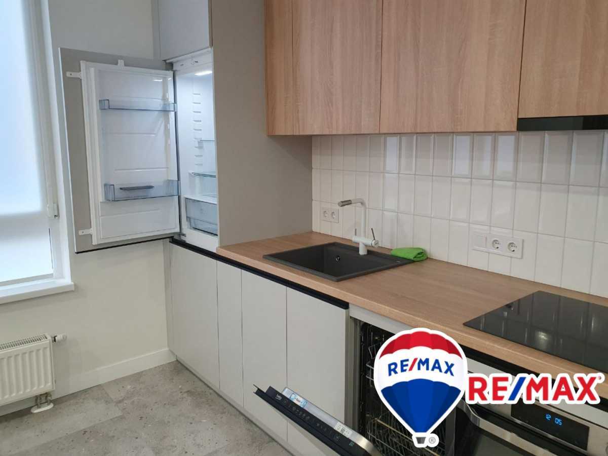 Аренда 1-комнатной квартиры 43 м², Салютная ул., 2