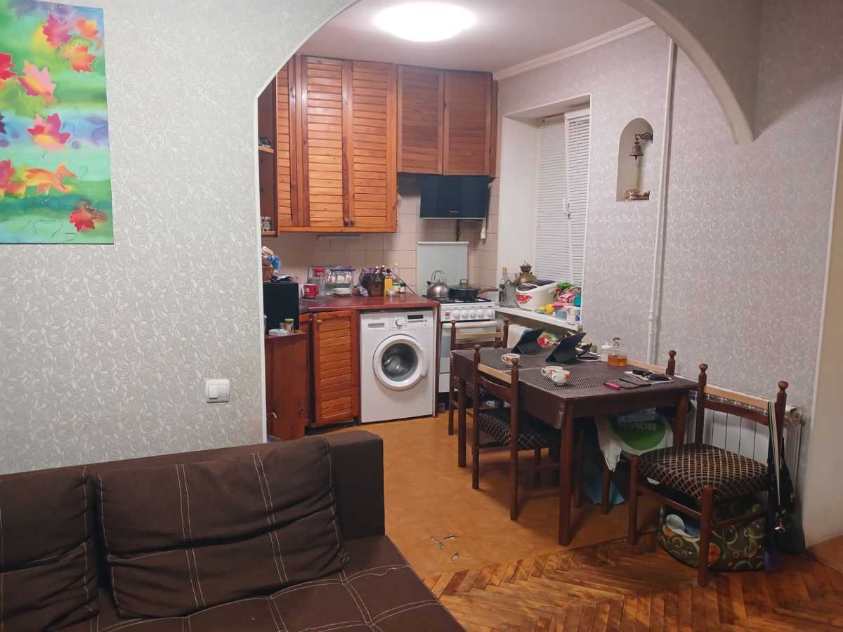 Продажа 2-комнатной квартиры 44 м², Соборности просп., 16