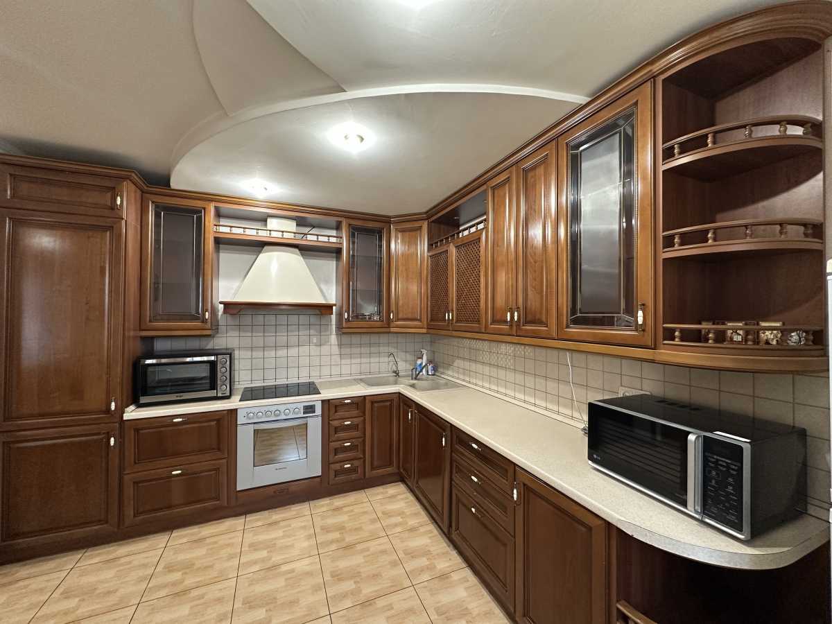 Продажа 3-комнатной квартиры 106 м², Анны Ахматовой ул., 43