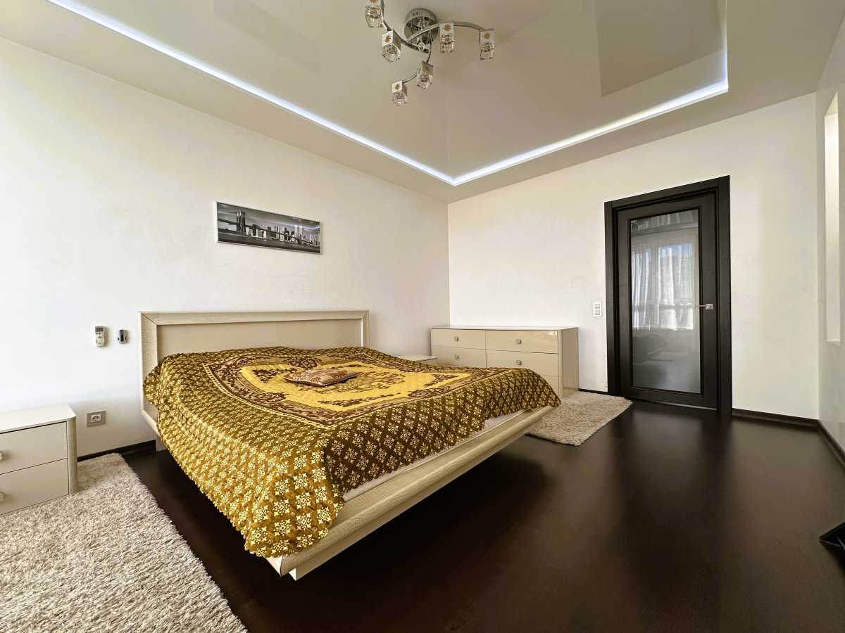 Аренда 2-комнатной квартиры 78 м², Авиаконструктора Игоря Сикорского ул., 1