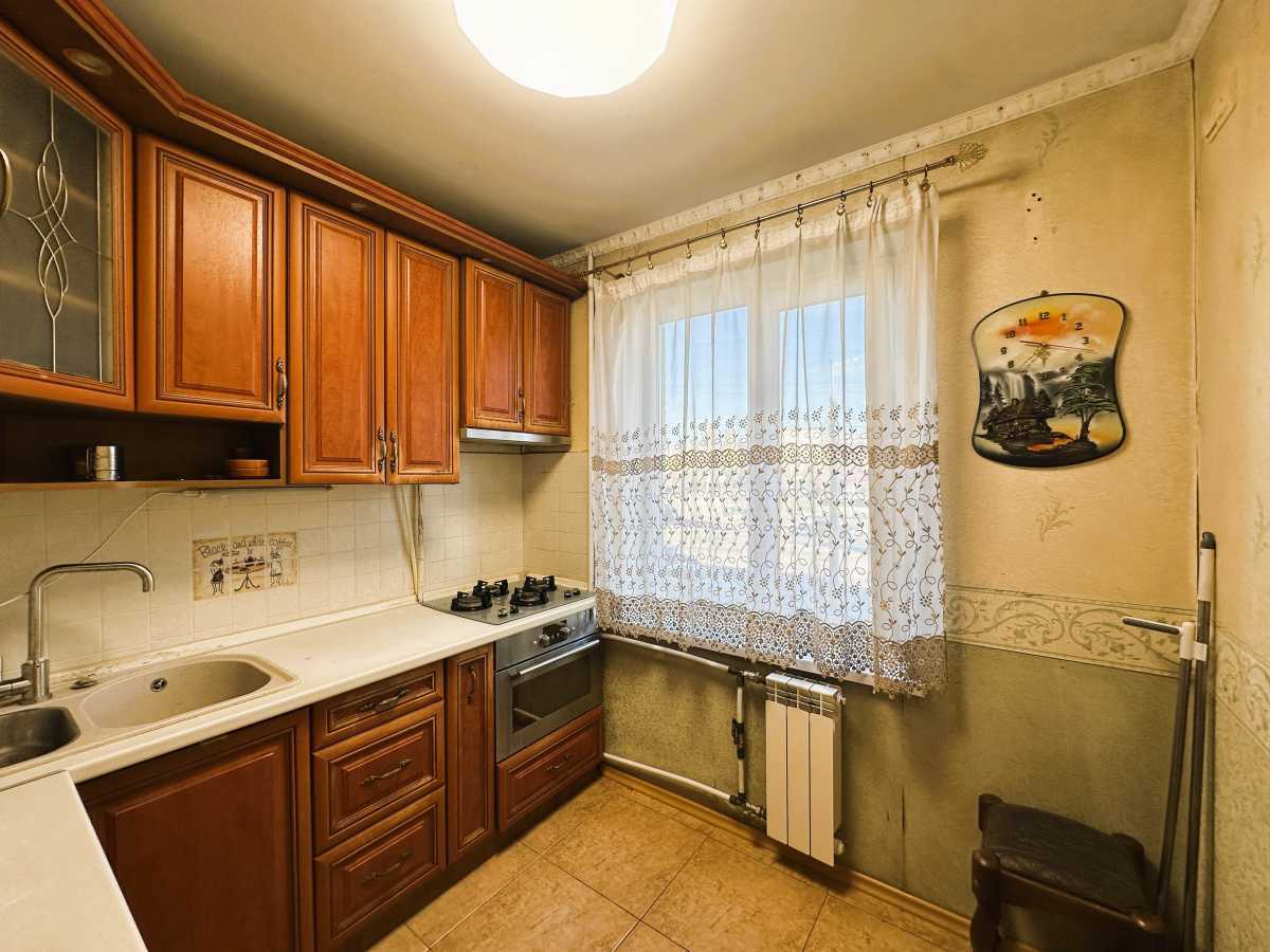 Продажа 3-комнатной квартиры 56 м², Миропольская ул., 3