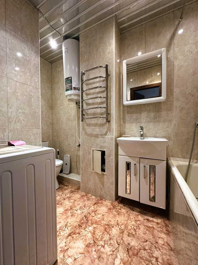 Продажа 3-комнатной квартиры 56 м², Миропольская ул., 3