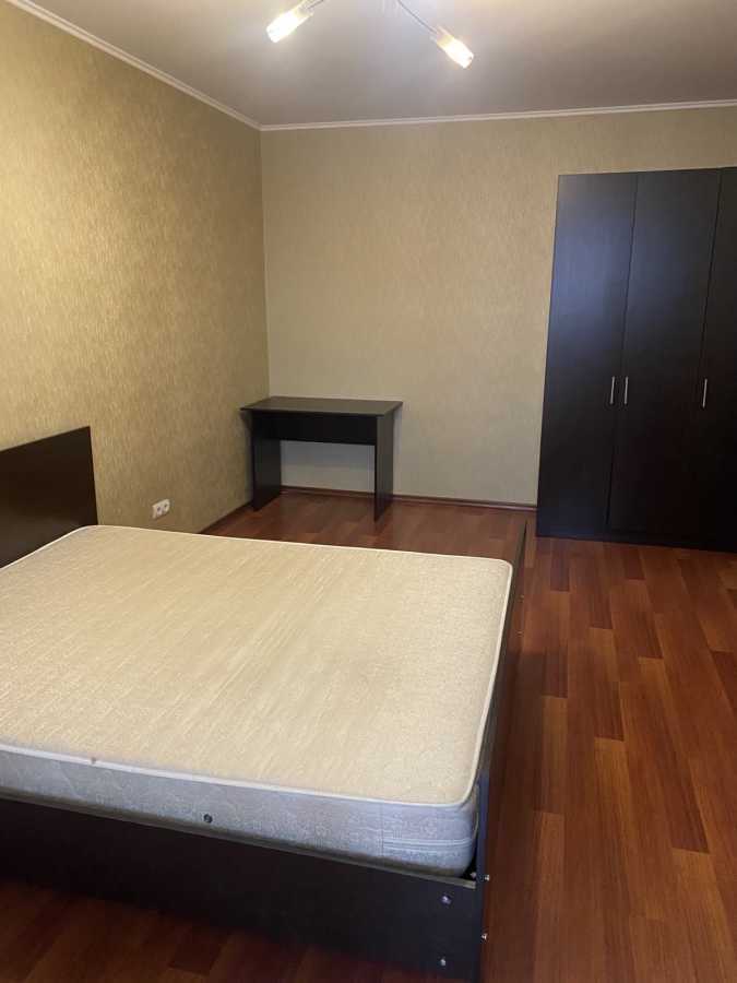 Аренда 3-комнатной квартиры 98 м², Елены Пчилки ул., 2Б