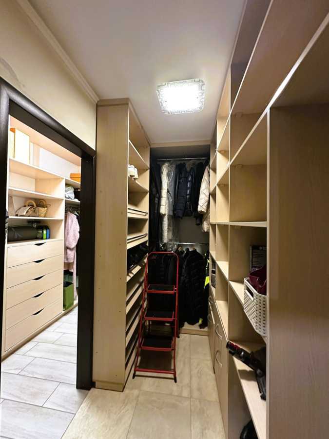 Аренда 3-комнатной квартиры 93 м², Николая Голего ул., 12