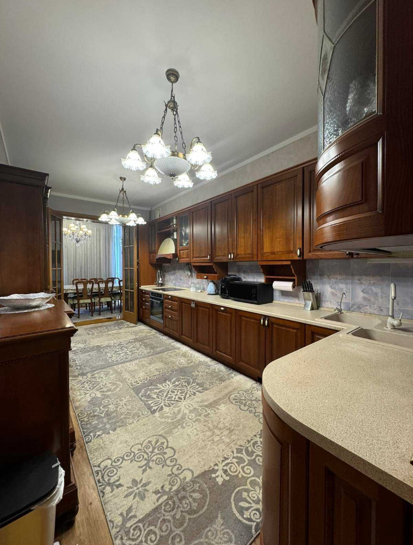 Продажа 2-комнатной квартиры 103 м², Фонтанская дор., 123