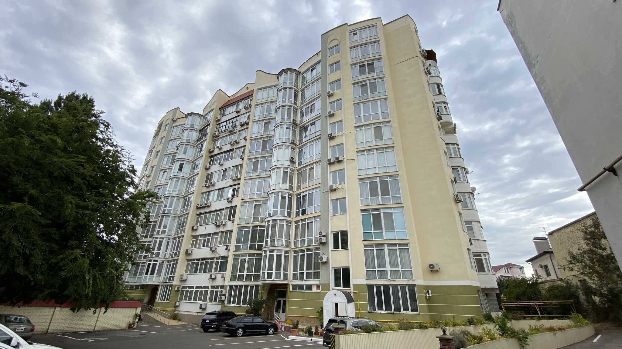 Продажа 2-комнатной квартиры 103 м², Фонтанская дор., 123