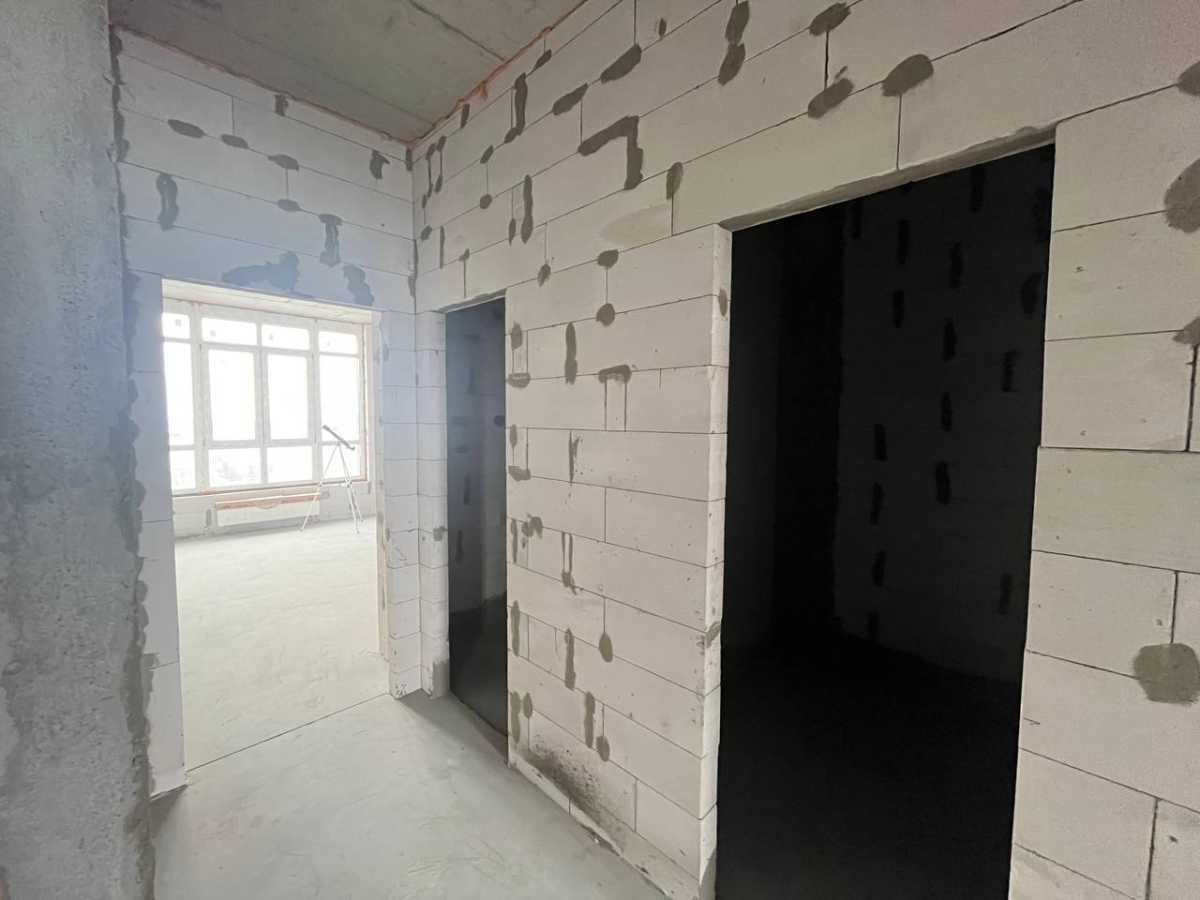 Продажа 3-комнатной квартиры 100 м², Михаила Максимовича ул., 32А