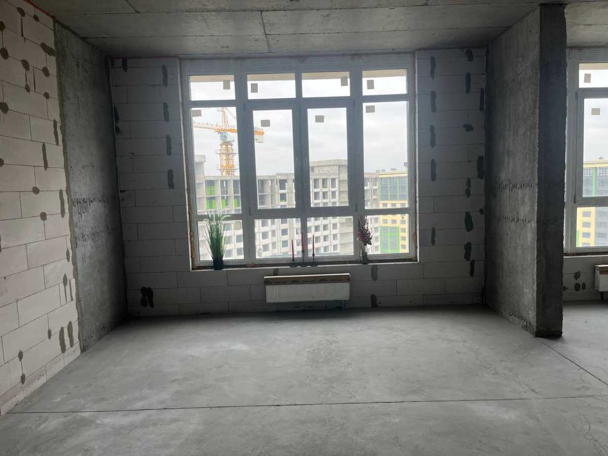 Продажа 3-комнатной квартиры 100 м², Михаила Максимовича ул., 32А