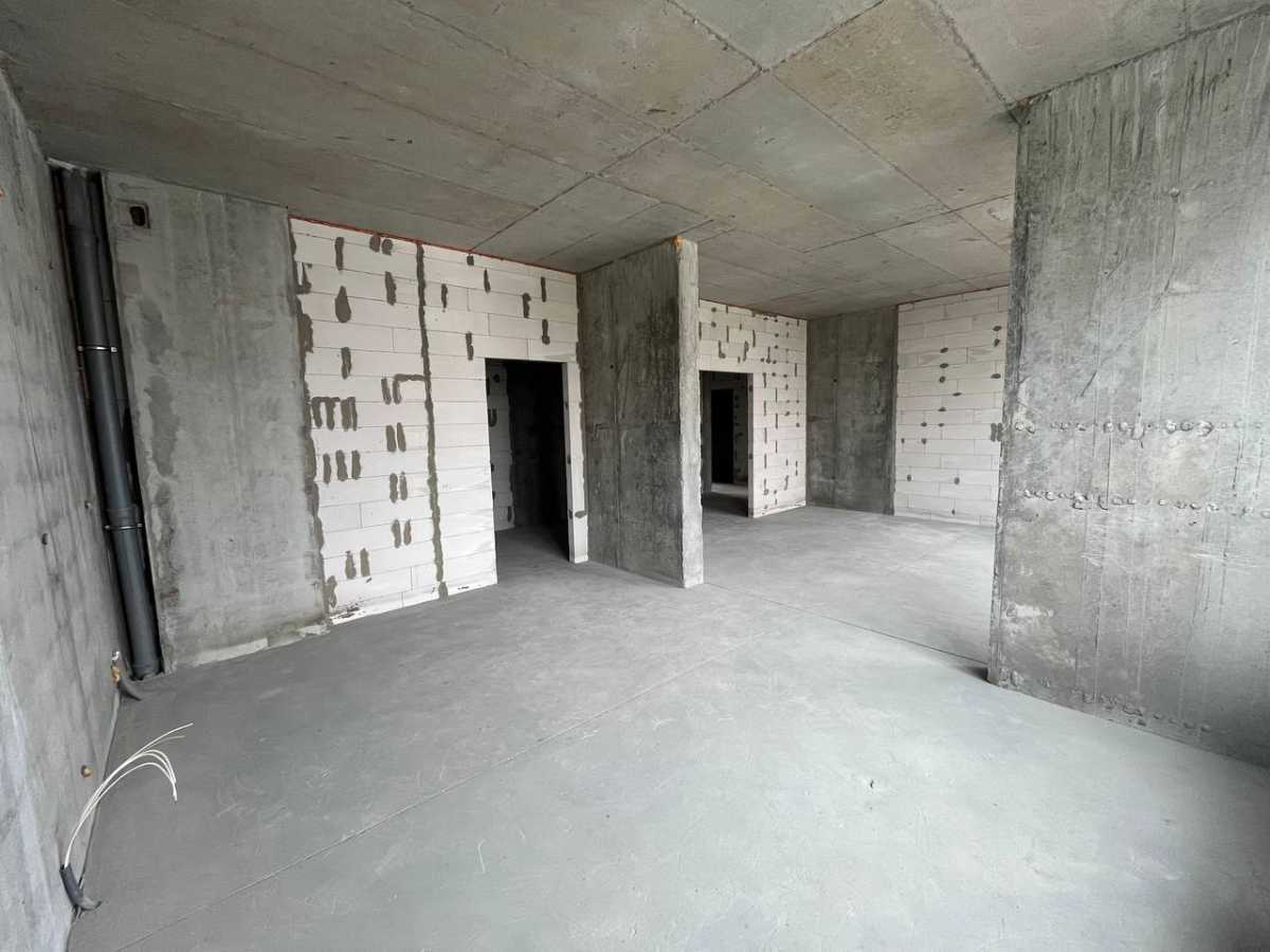 Продажа 3-комнатной квартиры 100 м², Михаила Максимовича ул., 32А