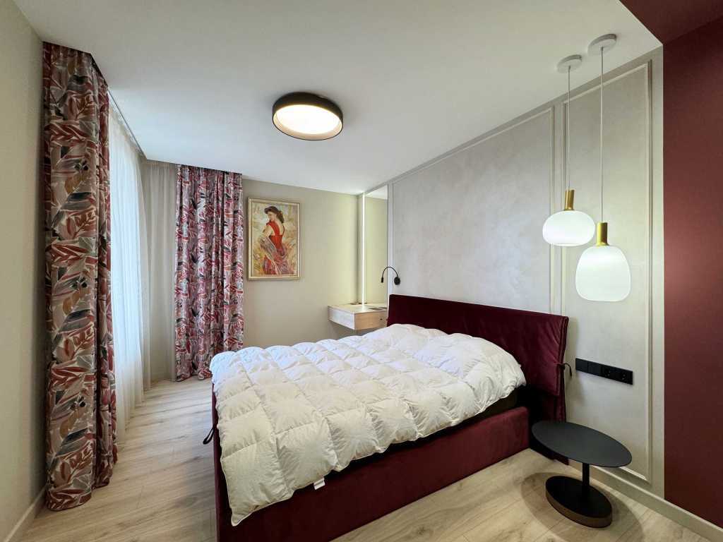 Продажа 3-комнатной квартиры 84 м², Днепровская наб., 18А