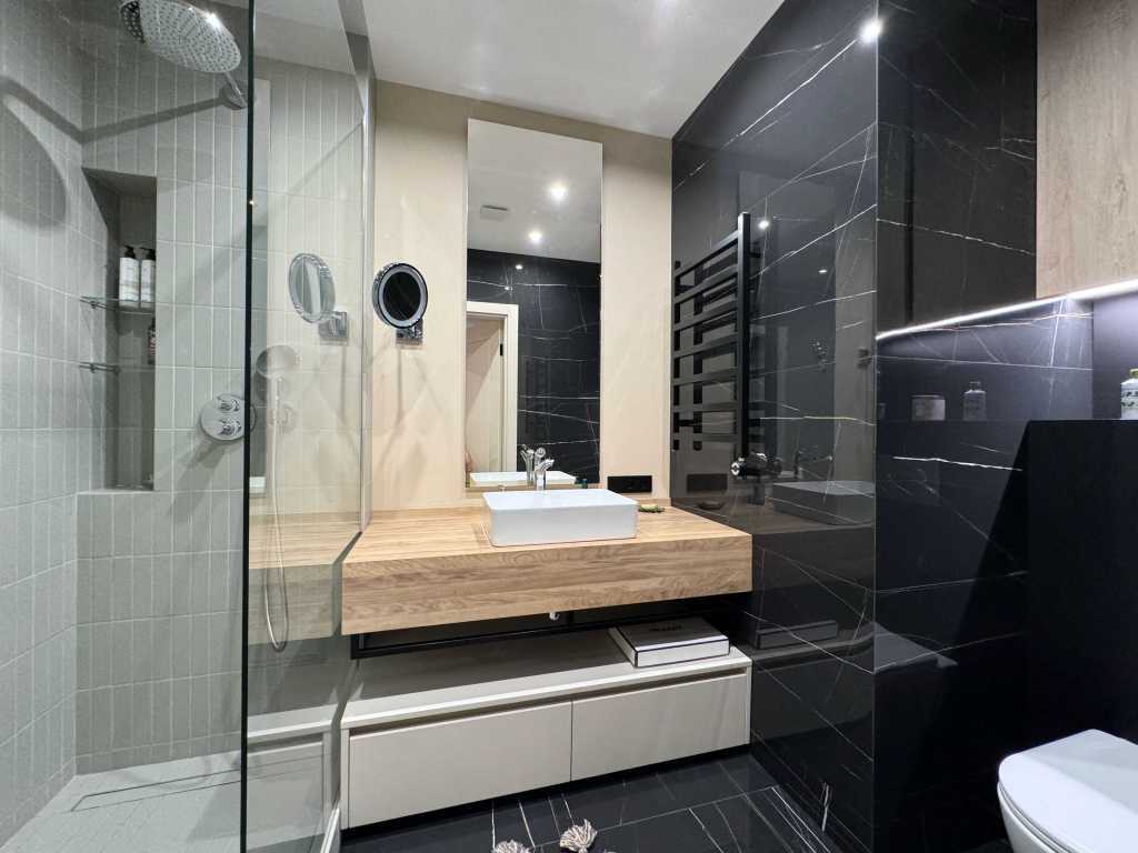 Продажа 3-комнатной квартиры 84 м², Днепровская наб., 18А