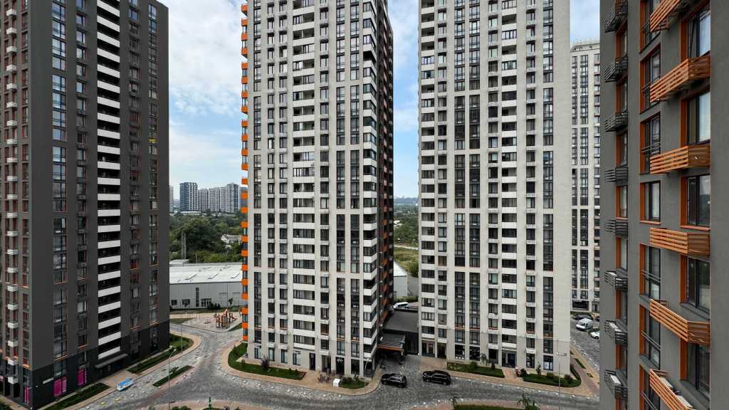 Продажа 3-комнатной квартиры 84 м², Днепровская наб., 18А