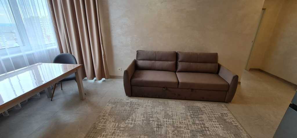 Аренда 3-комнатной квартиры 65 м², Александра Олеся ул., 5а