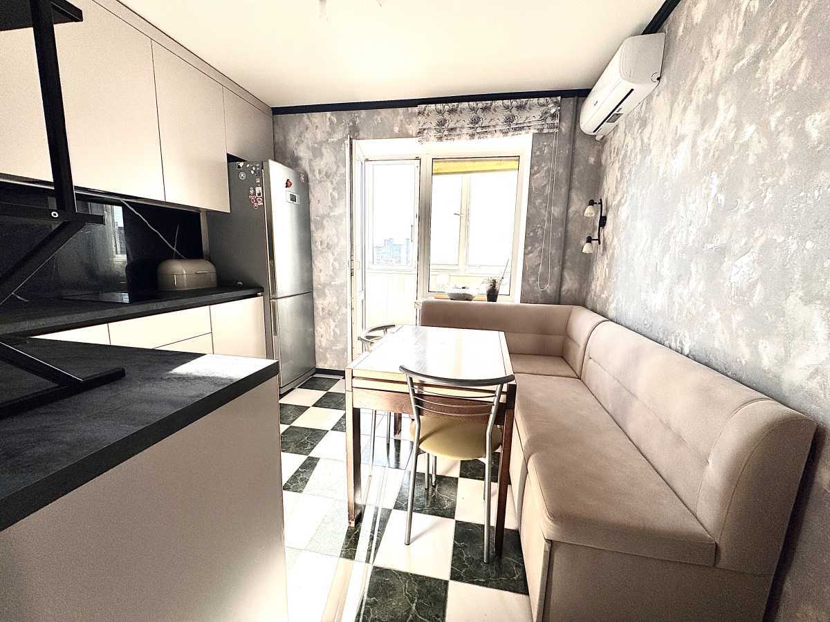 Продажа 1-комнатной квартиры 37.7 м², Оболонский просп., 40