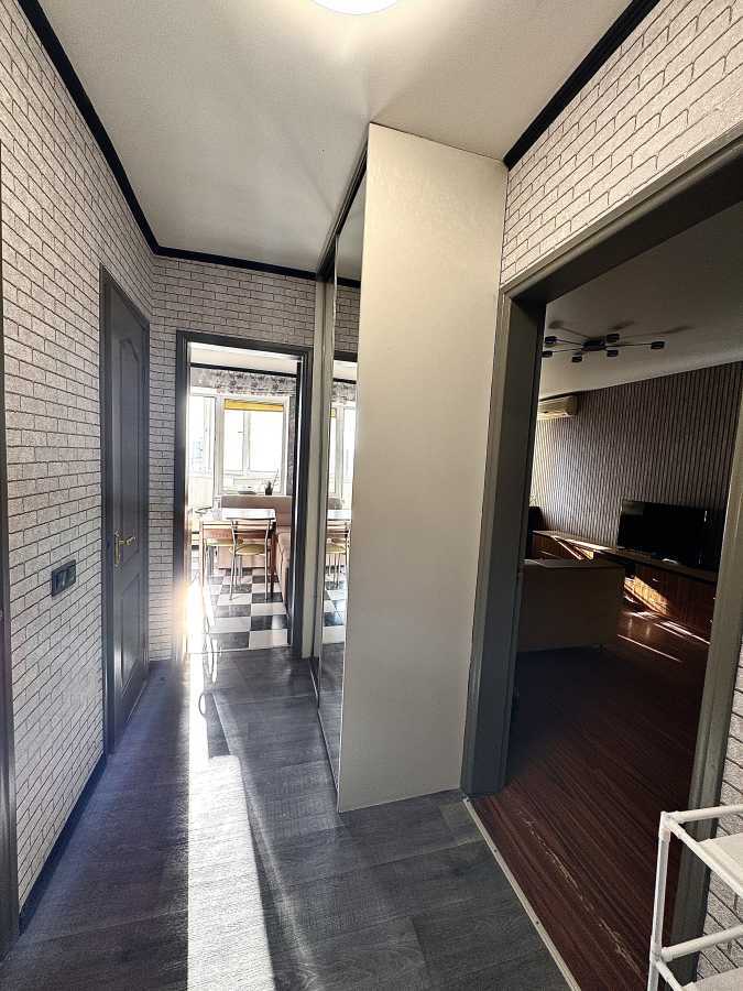 Продажа 1-комнатной квартиры 37.7 м², Оболонский просп., 40