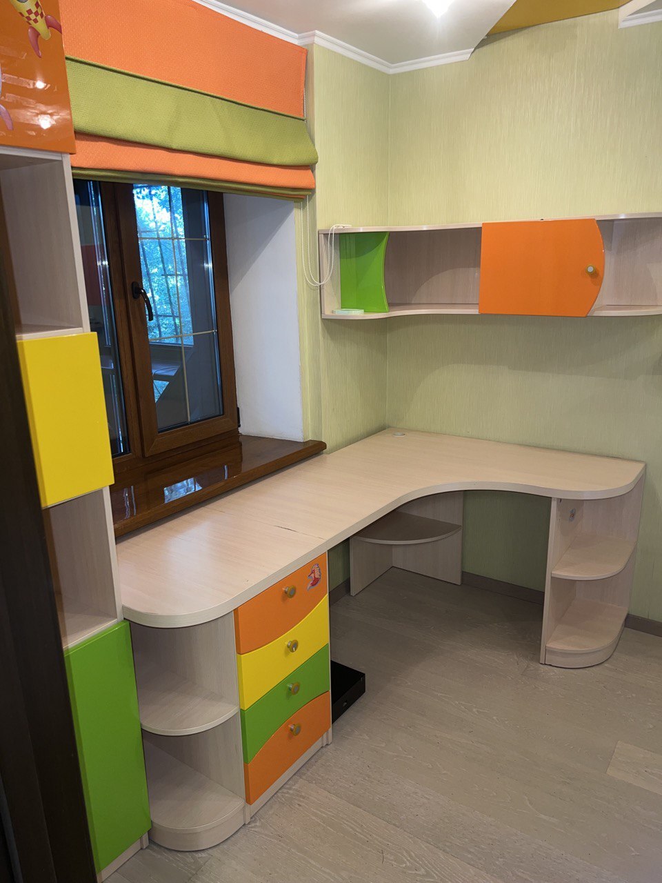 Аренда 4-комнатной квартиры 95 м², Староказацкая ул.