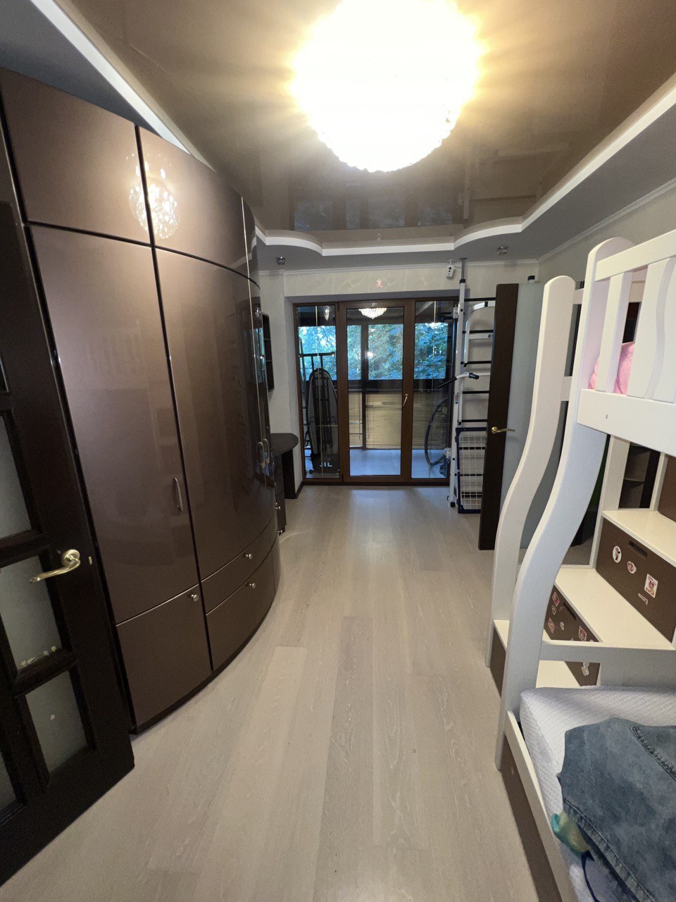 Аренда 4-комнатной квартиры 95 м², Староказацкая ул.