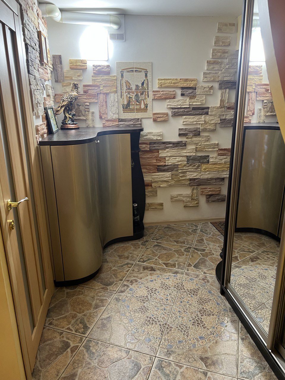 Аренда 4-комнатной квартиры 95 м², Староказацкая ул.