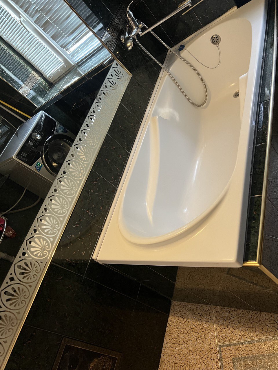 Аренда 4-комнатной квартиры 95 м², Староказацкая ул.