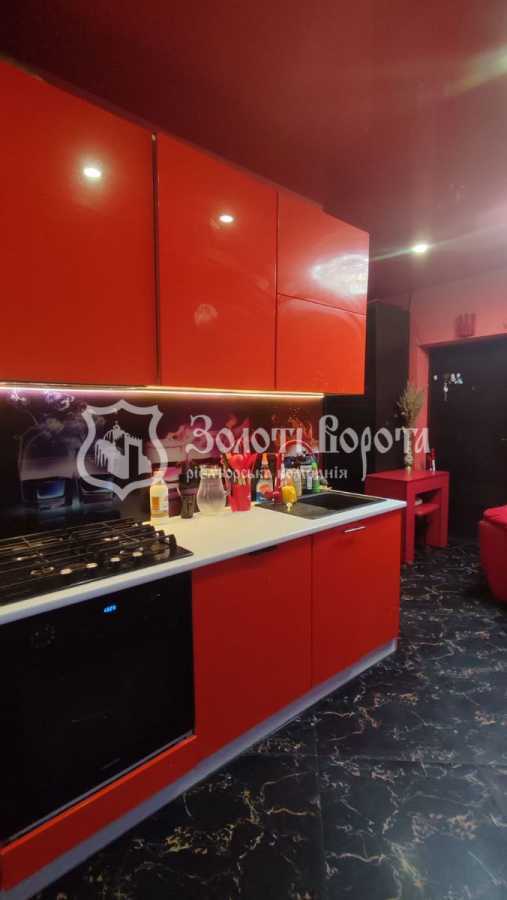 Продажа 2-комнатной квартиры 47.7 м², Радужная ул., 117/119