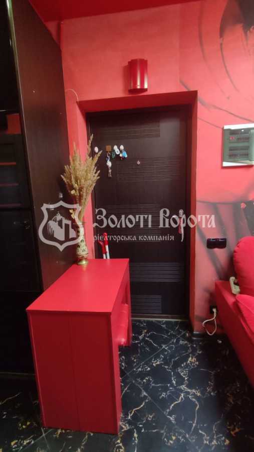 Продажа 2-комнатной квартиры 47.7 м², Радужная ул., 117/119