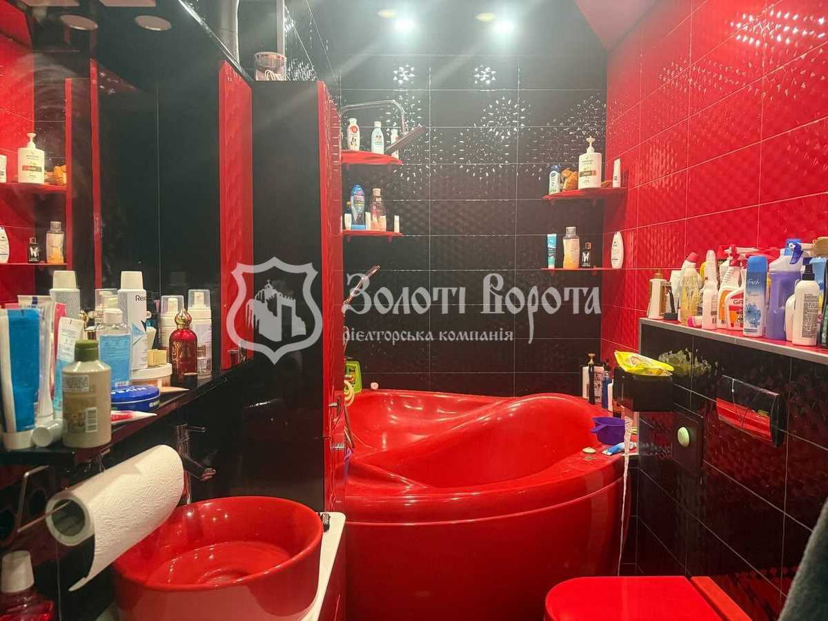 Продажа 2-комнатной квартиры 47.7 м², Радужная ул., 117/119