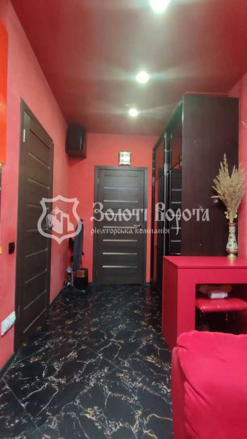 Продажа 2-комнатной квартиры 47.7 м², Радужная ул., 117/119