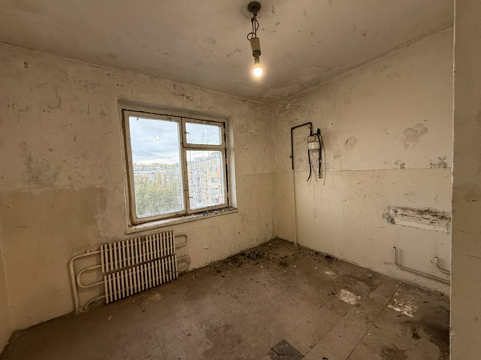 Продажа 1-комнатной квартиры 40 м², Героев просп., 32