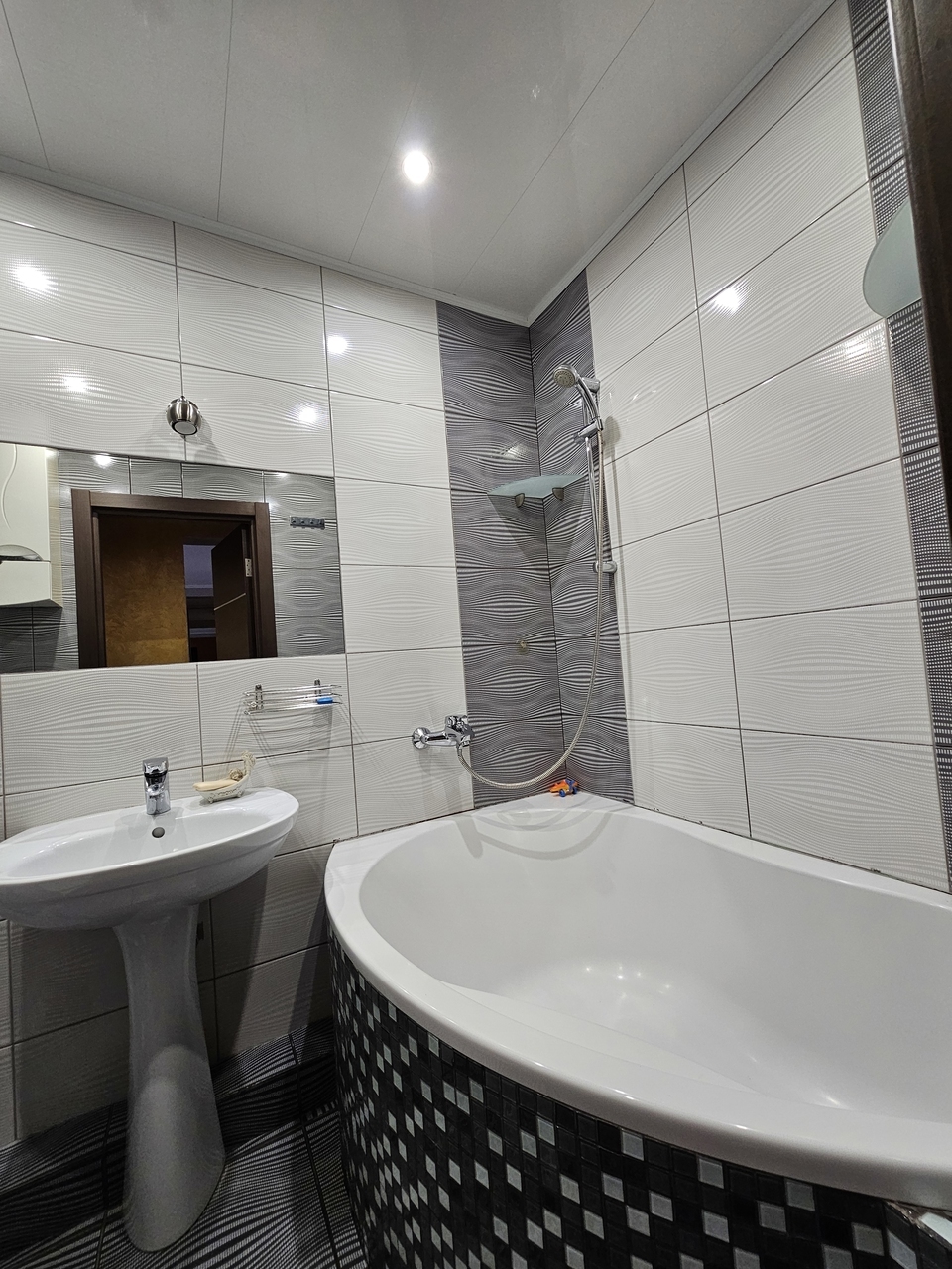 Продажа 3-комнатной квартиры 72 м², Березинская ул., 36