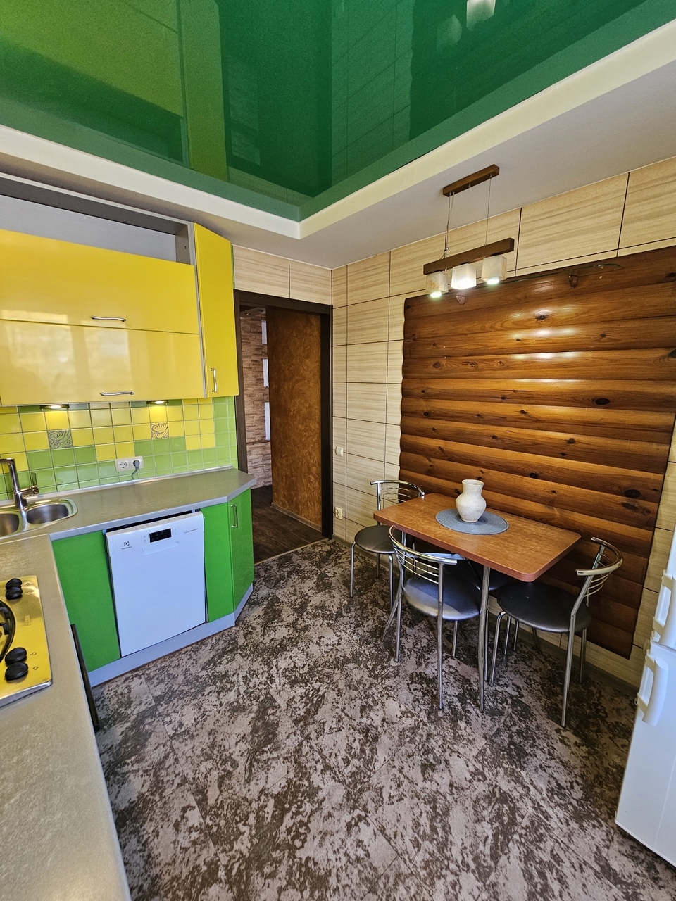 Продажа 3-комнатной квартиры 72 м², Березинская ул., 36