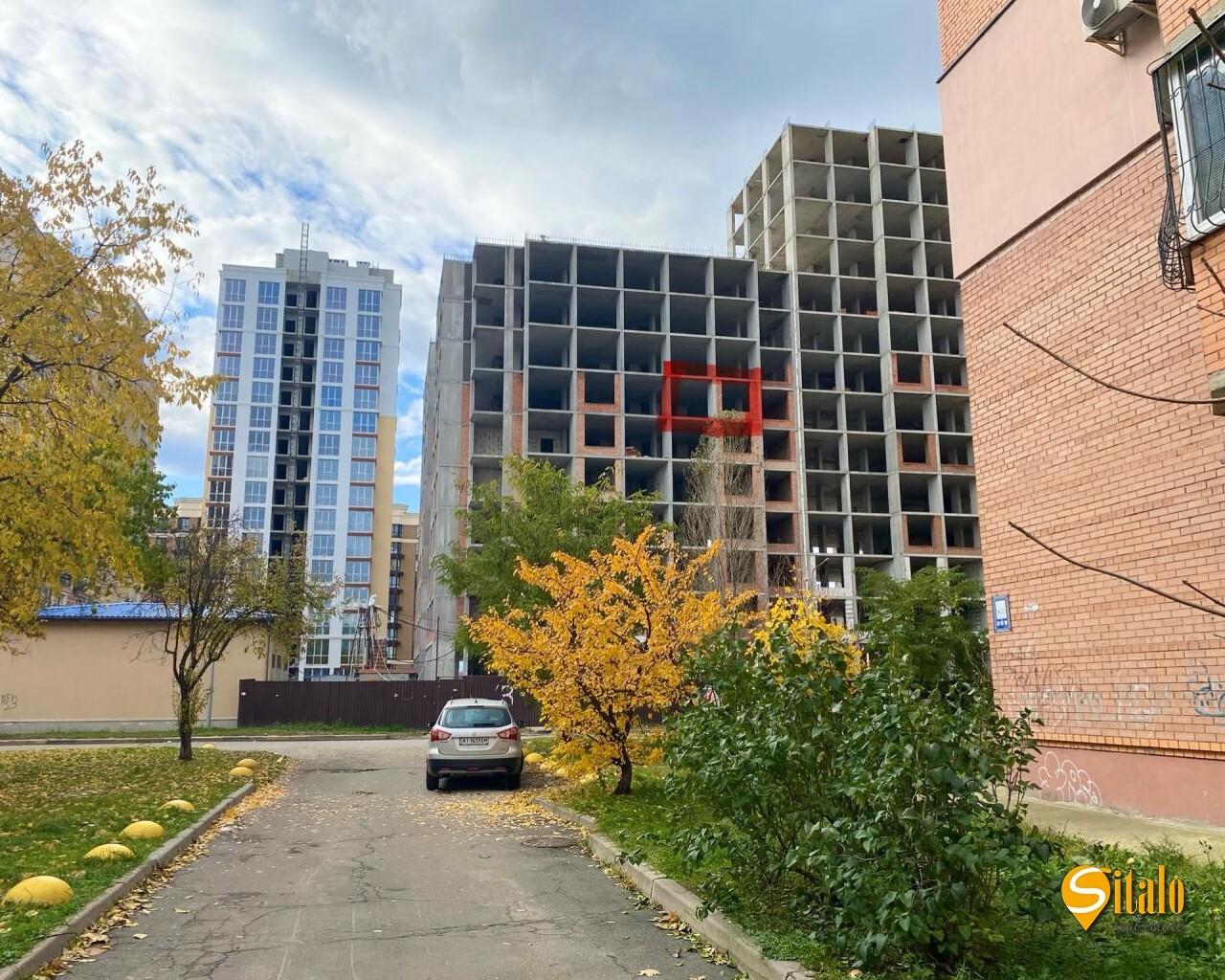 Продаж 1-кімнатної квартири 41 м²