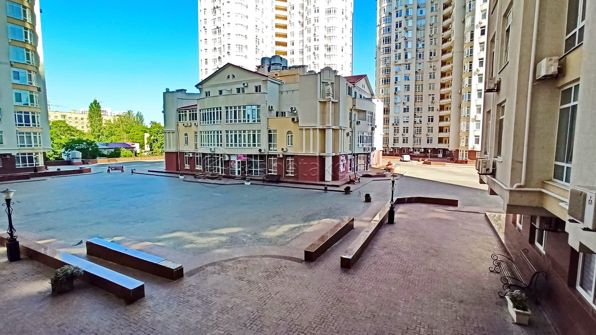 Продаж 3-кімнатної квартири 114 м², Французский бул., 22