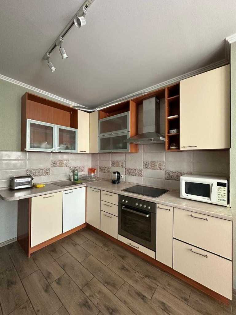 Аренда 2-комнатной квартиры 72 м², Коперника ул., 3