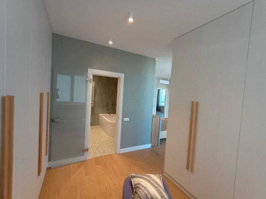 Продажа 4-комнатной квартиры 142 м², Ованеса Туманяна ул., 15А