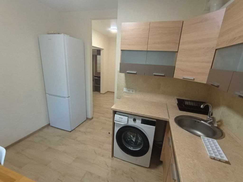 Продажа 2-комнатной квартиры 55.9 м², Квитневый пер., 10