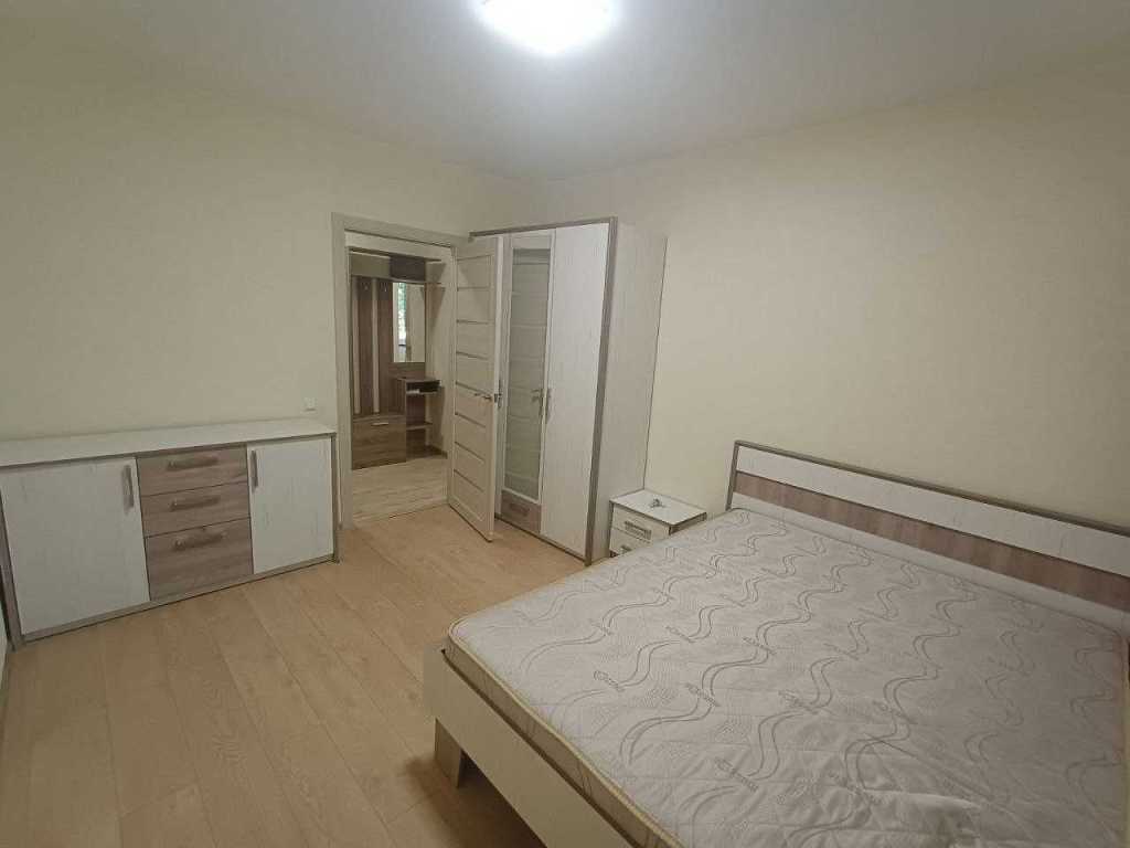 Продажа 2-комнатной квартиры 55.9 м², Квитневый пер., 10