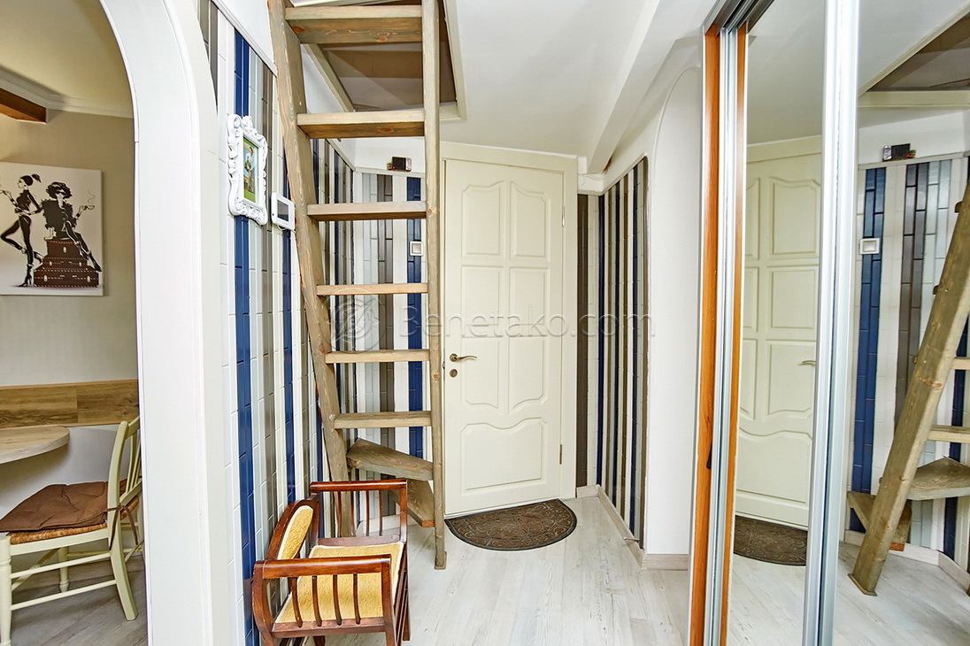 Аренда 5-комнатной квартиры 100 м², Греческая пл., 1