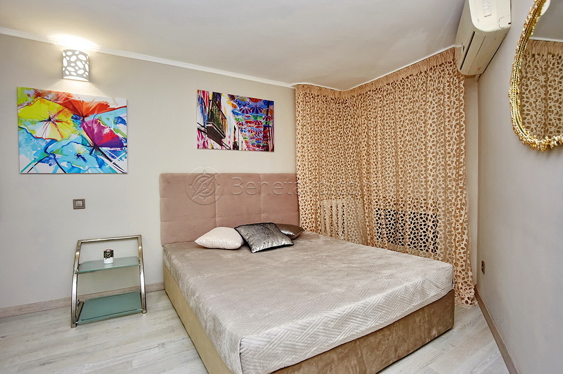 Аренда 5-комнатной квартиры 100 м², Греческая пл., 1