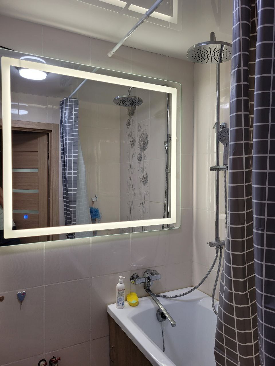 Продажа 3-комнатной квартиры 65 м², Александра Поля просп.