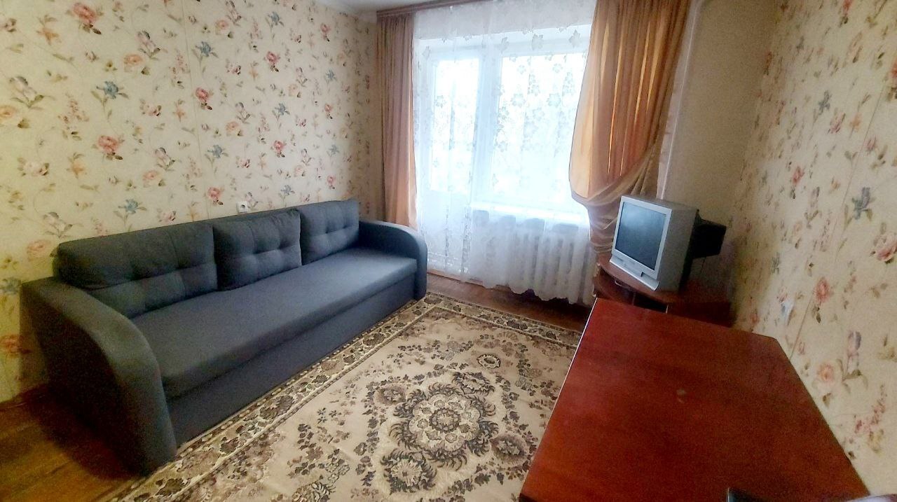 Аренда 1-комнатной квартиры 28 м², Академика Глушко просп.