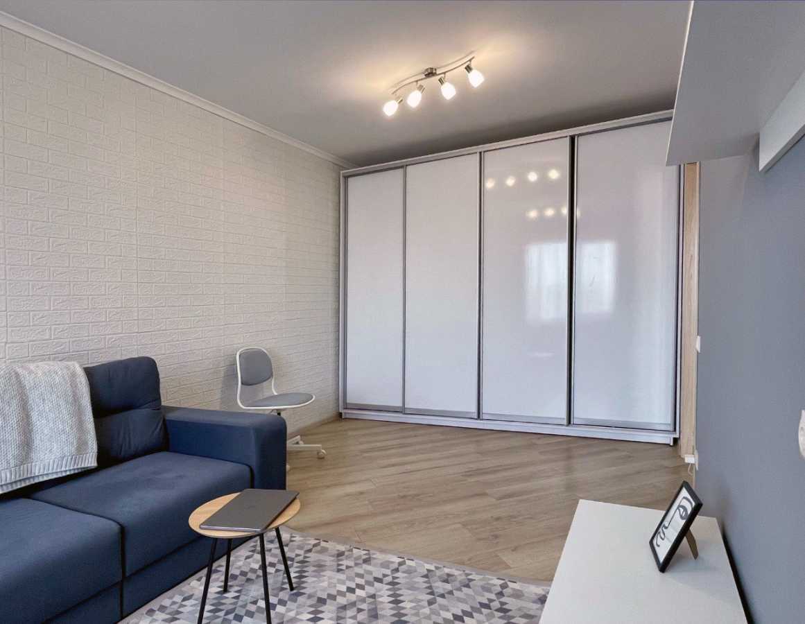 Аренда 2-комнатной квартиры 58 м², Бориса Гмыри ул.